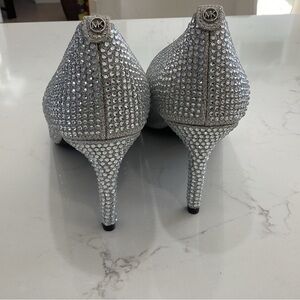 Michael Kors Glittering Silver Heels